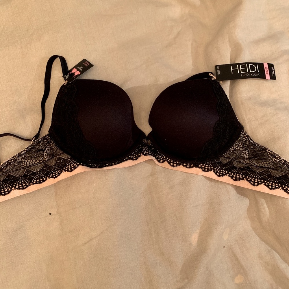NWT Heidi Klum bra. Black and beige. Size 32C